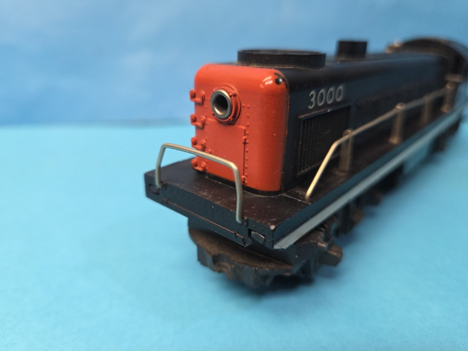 Vintage Tri-ang Canadian National Diesel Switcher Locomotive 3000 CN Black Red