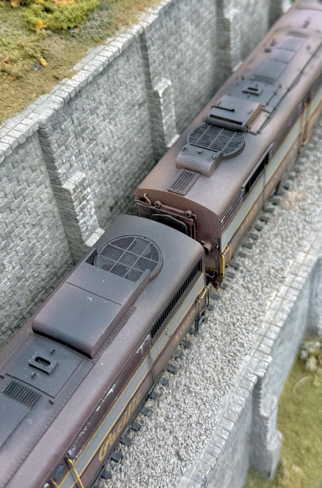 HO Scale Rapido CP ALCo PA-1 and PB-1 Diesel Locomotives DCC/Sound/weathered