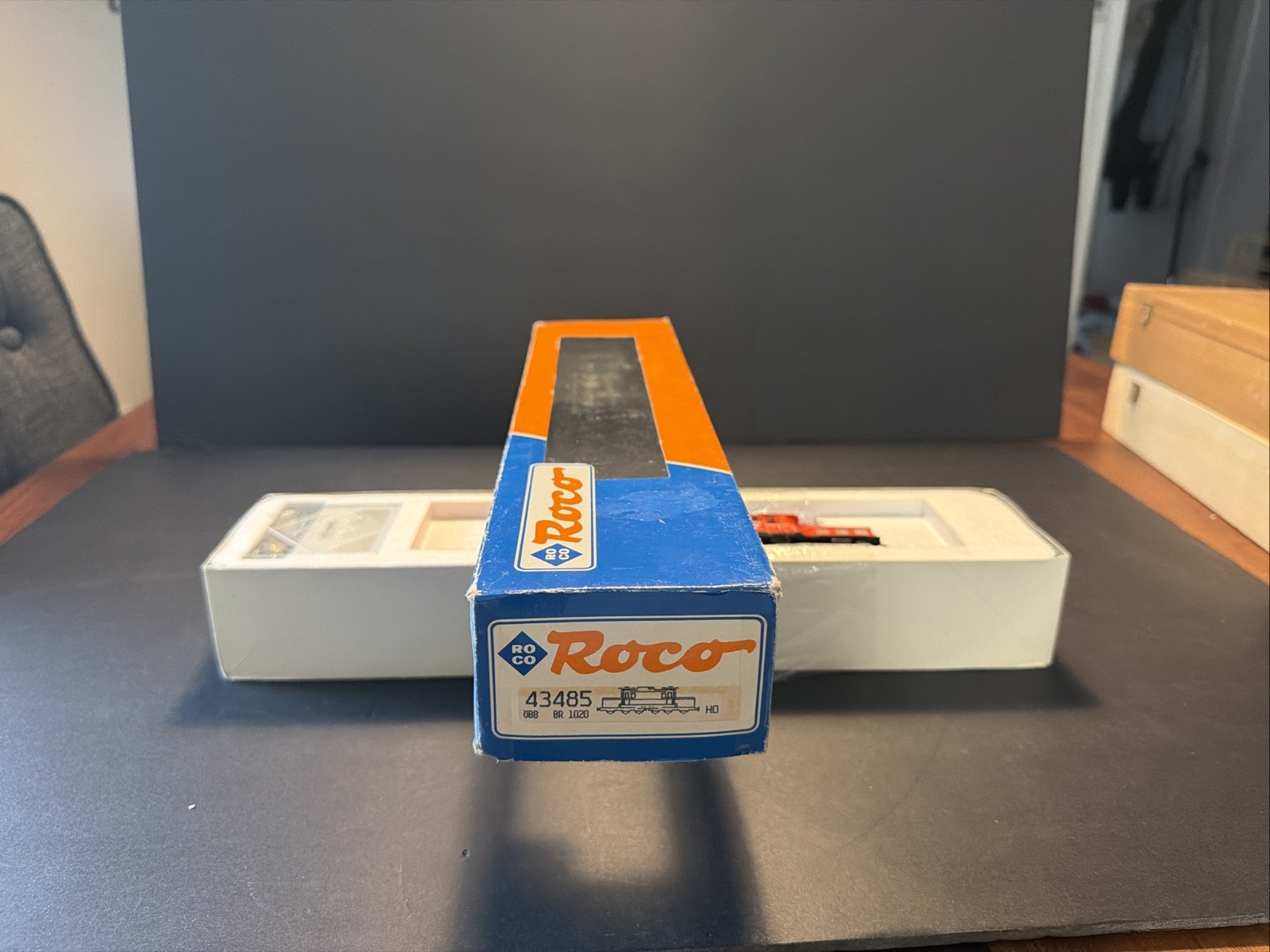 HO ROCO 43485 OBB BR 1020 RED CROCODILE ELECTRIC LOCO R.52