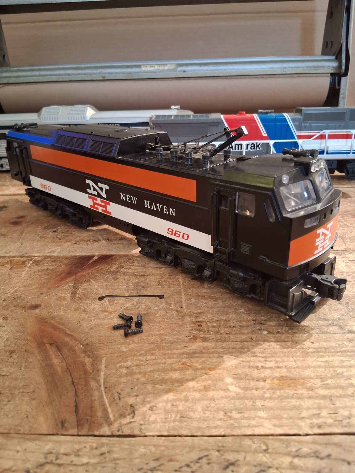 Williams E60-501 O New Haven E60 Electric Locomotive w/Horn. Cab #960 WORKS