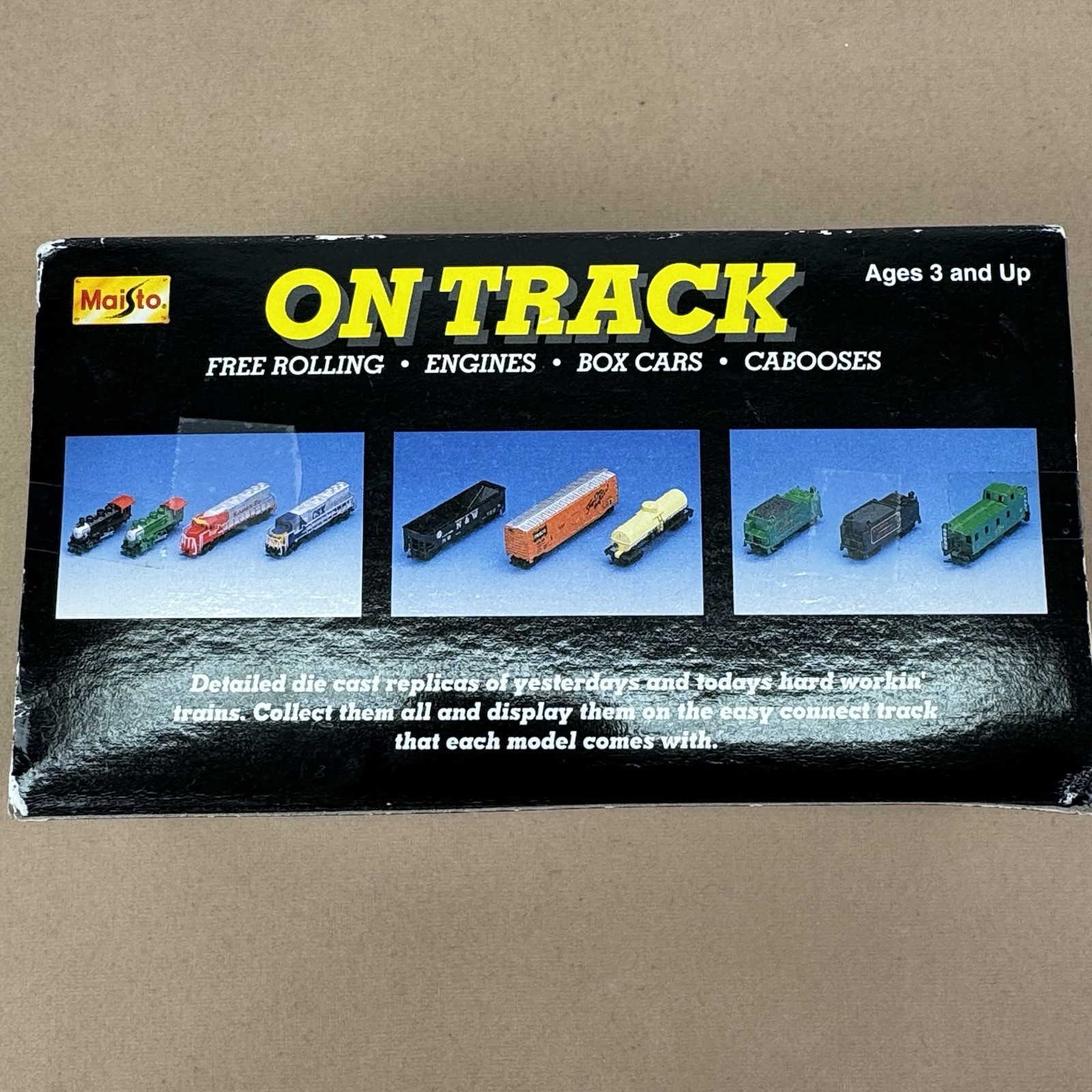 Maisto On Track Die Cast Train Replicas w/ Track Burlington Northern Engine