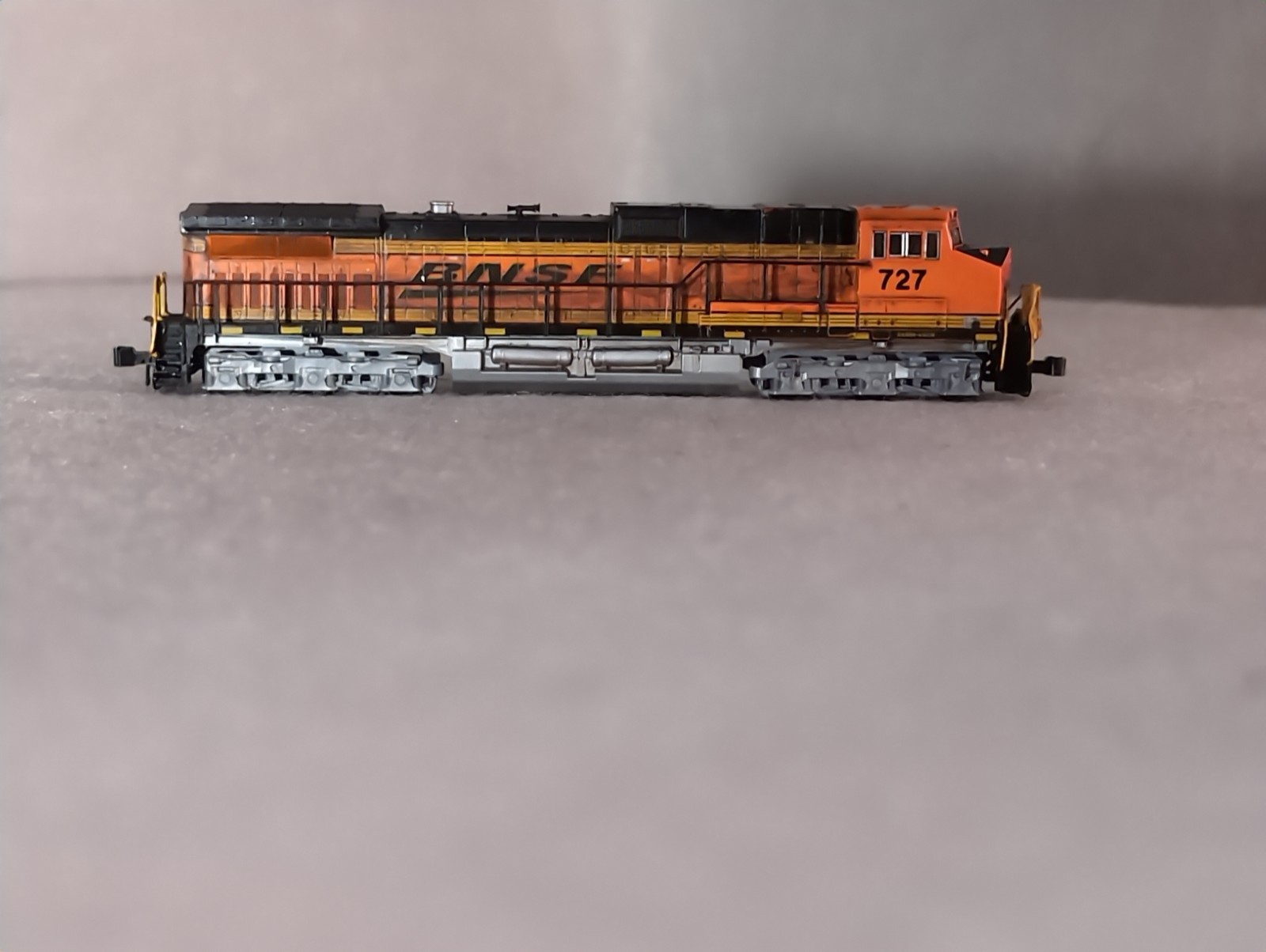 Weathered N Kato BNSF C44-9W #727 Tested W/9V