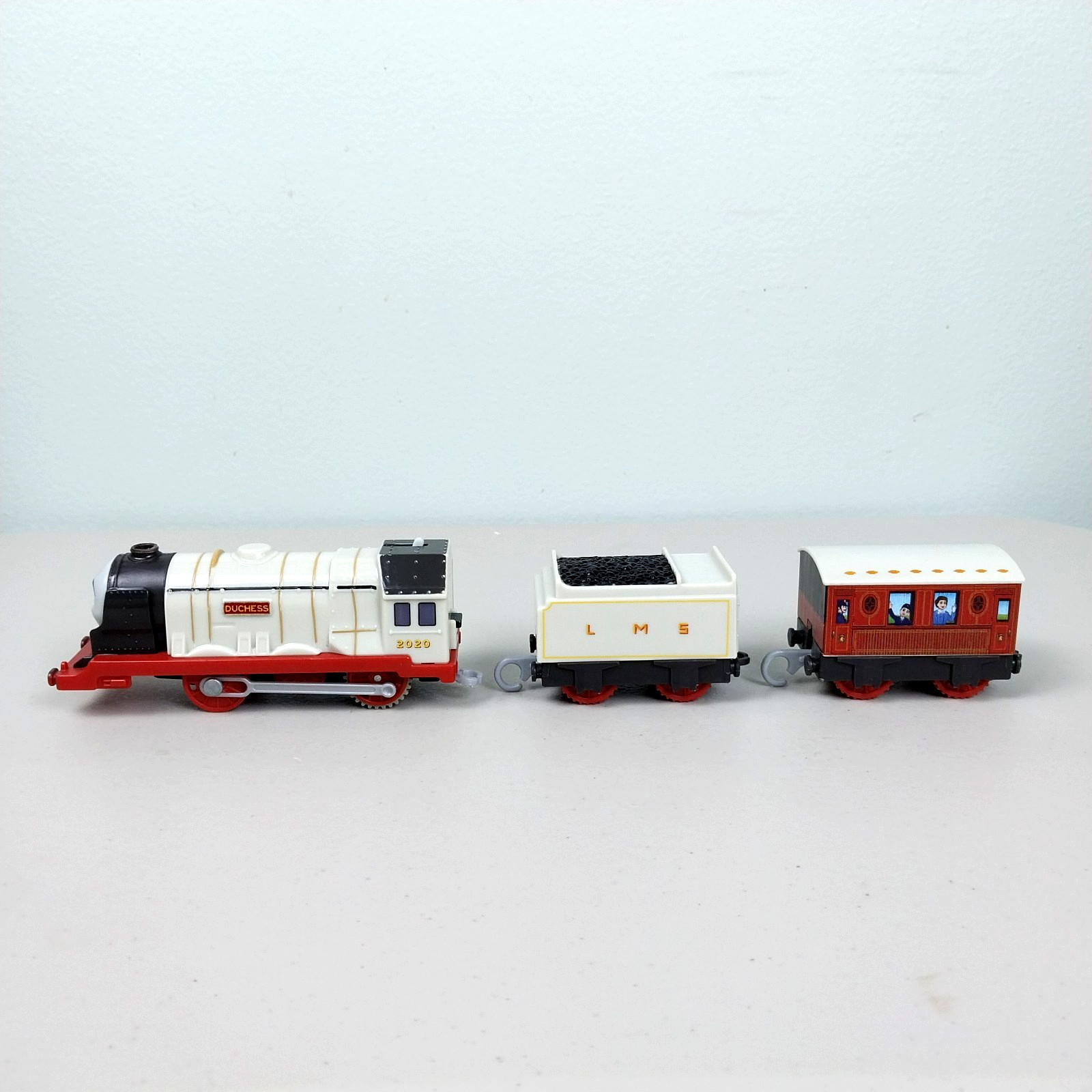 Thomas & Friends Trackmaster Duchess Motorized Train and 2 Cars Mattel