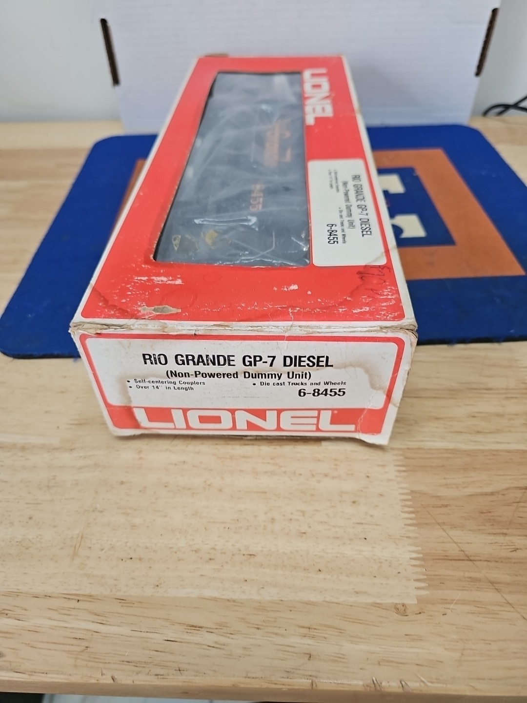 Lionel 6-8454 O Gauge Rio Grande GP-7 Diesel Locomotive #8454 UNPOWERD