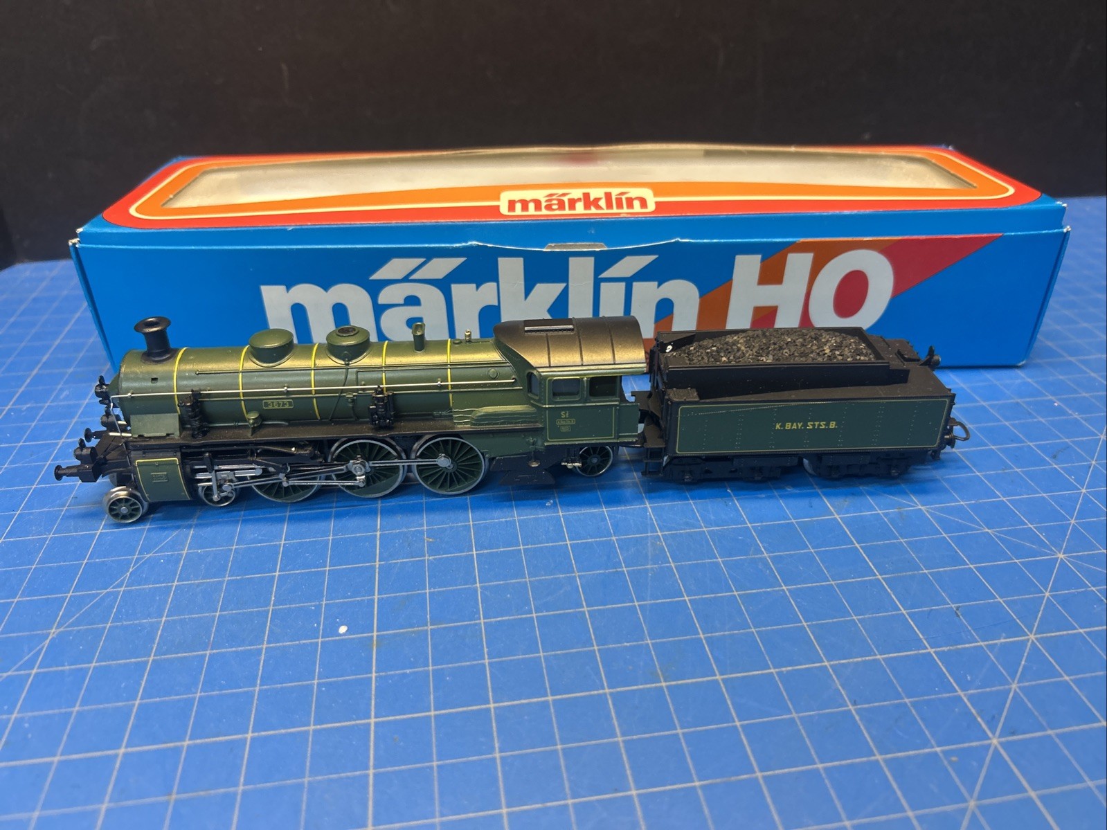 Märklin HO 3092 K.Bay.Sts.B. S 3/6 Steam Locomotive with Tender – Green/Black