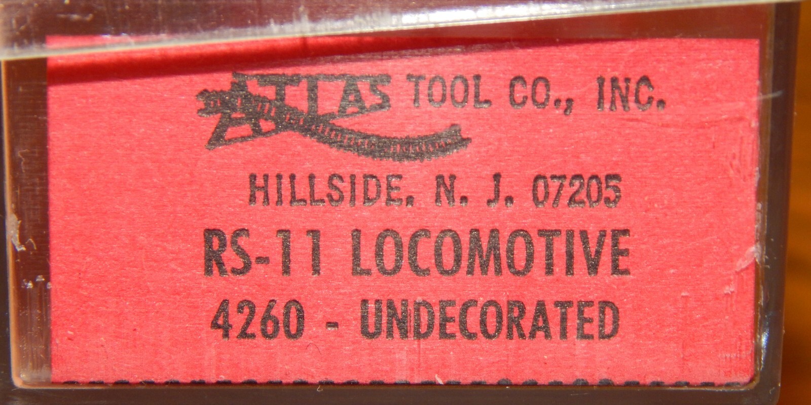 ATLAS 4260 UNDECORATED RS-11 DIESEL LOCOMOTIVE USED VERY LITTLE W/BOX N GAUGE