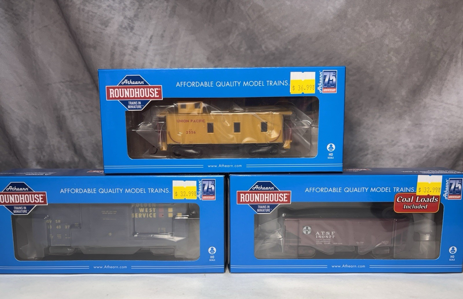 Athearn Roundhouse Box car, Hopper & Caboose RND 1099, 1279, 11721 NIB RK-2