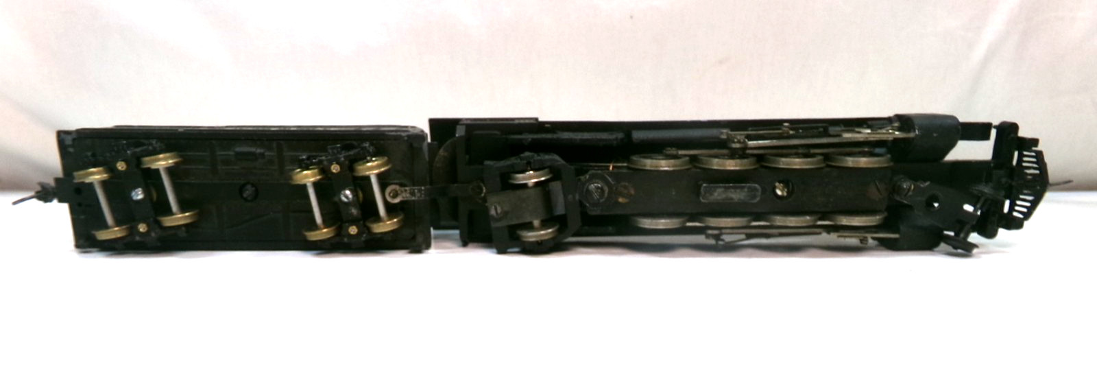 HO gauge Aristocraft Frisco 2-8-2 steam engine (lot A8242)