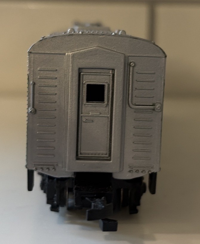 Bachmann Burlington Northern Diesel Locomotive HO 9710 Green Silver EC