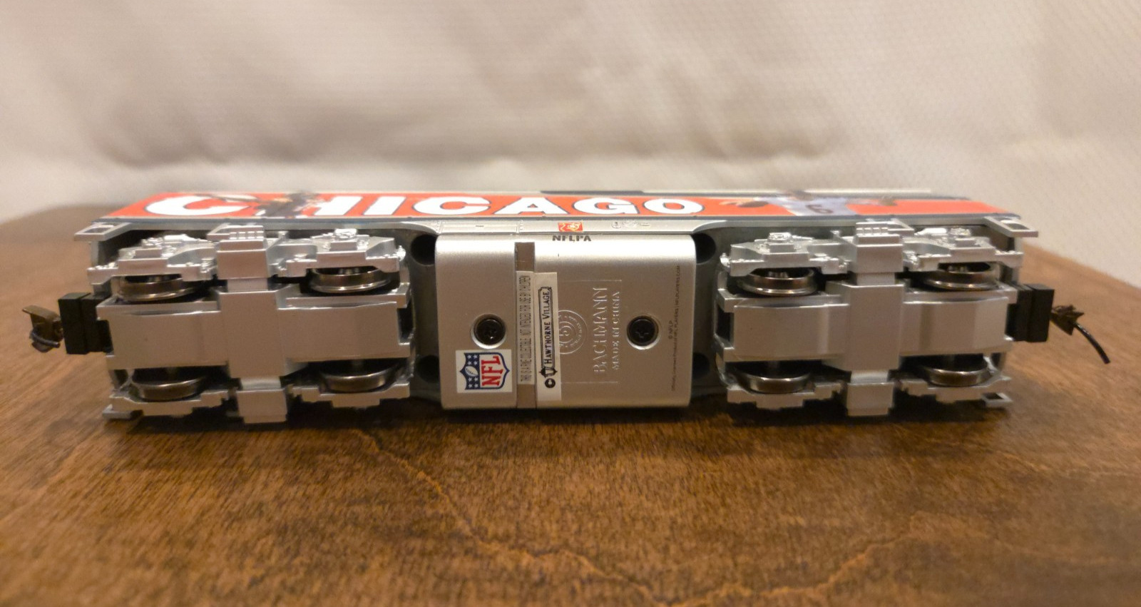 Hawthorne Village NFL Chicago Bears Offensive Engine Ho Scale By Bachmann Trains