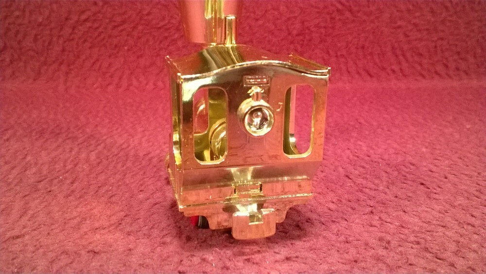 LGB 990 GNOMY STAINZ FRICTION STEAM LOCOMOTIVE – GOLD – NEEDS 1 WHEEL COVER