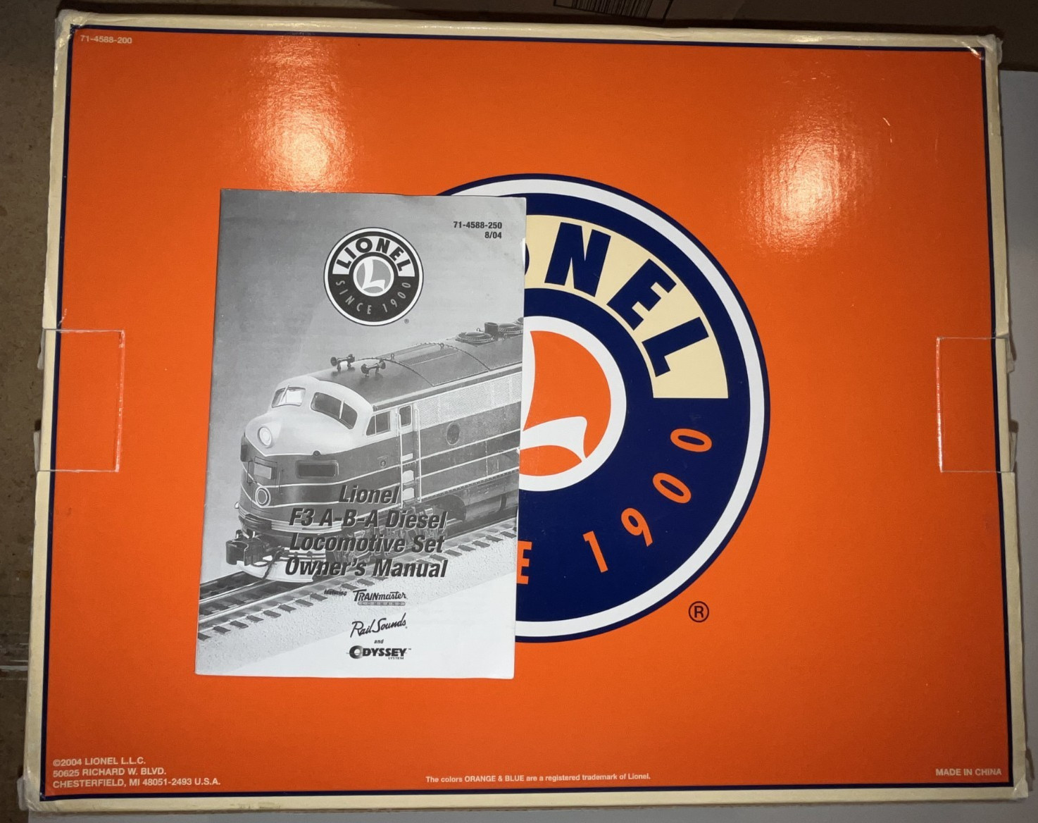 Lionel Modern 14588 Santa Fe F3 ABA with Railsounds, all boxes. Lightly run.