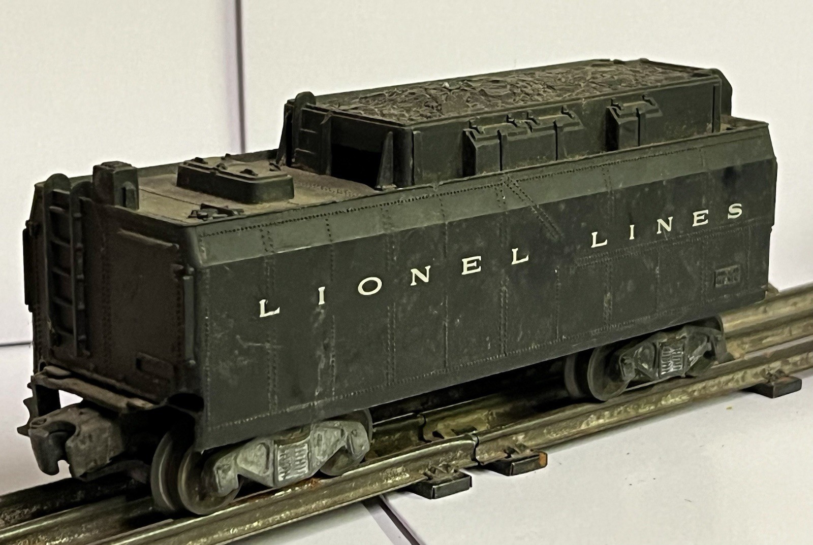 Vintage Metal Steam Locomotive Engine w/ Lionel Whistle Coal Tender Train Pair