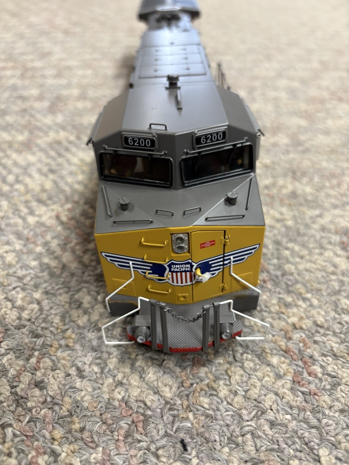 + MTH O Scale Premier Union Pacific #6200 AC4400cw Diesel Engine Shell For Parts
