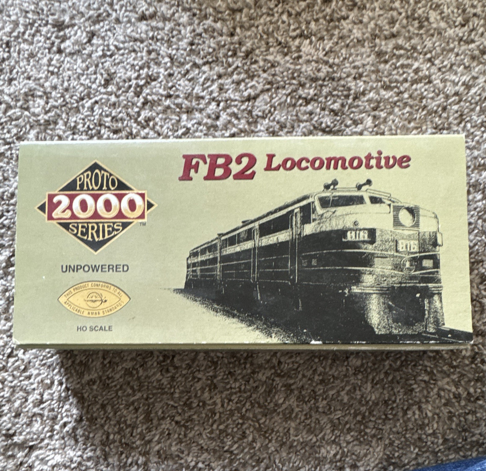 PROTO 2000 FB2 Diesel Locomotive HO Unpowered DC Analog Beige