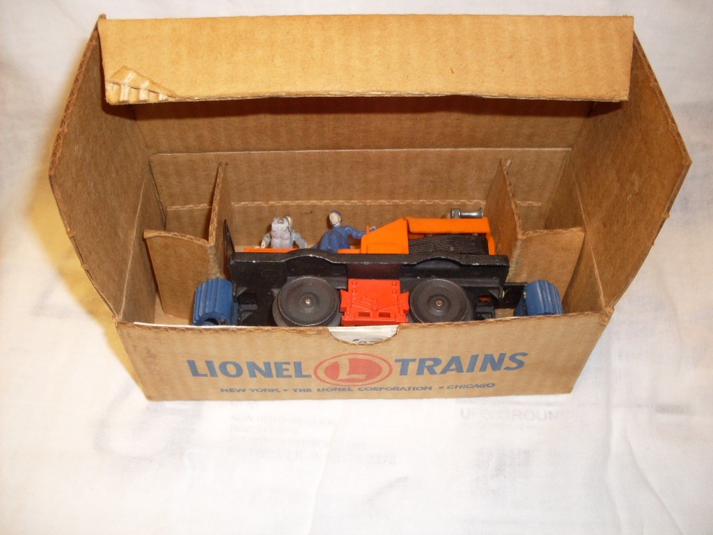 Lionel #50 Gang Car. LN Cond, OB/Instruct. Runs & reverses. Great layout add-on!