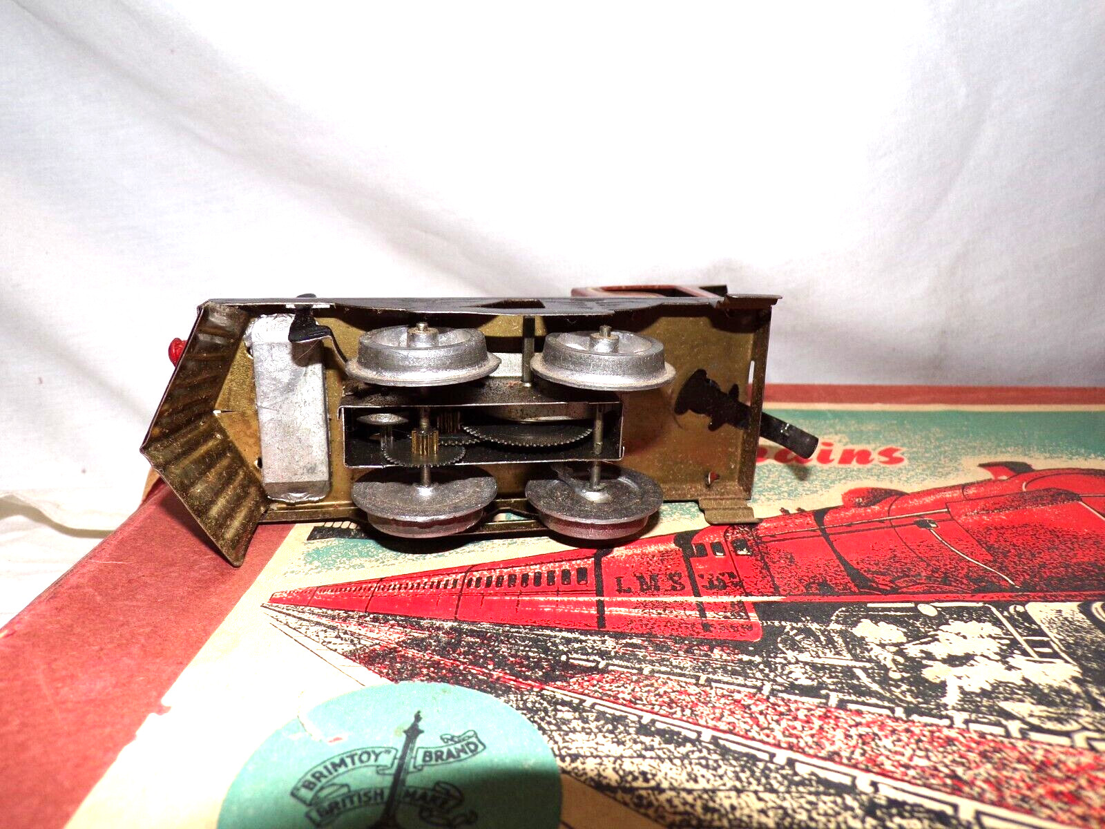VINTAGE UK BRIMTOY TRAIN CLOCKWORK TRAIN SET WITH BOX
