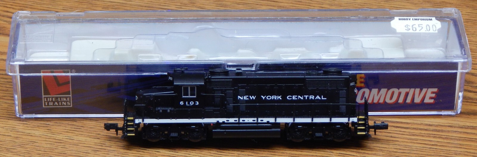 LIFE LIKE 7091 NYC GP-20 DIESEL LOCOMOTIVE USED VERY LITTLE W/BOX N GAUGE LQQK