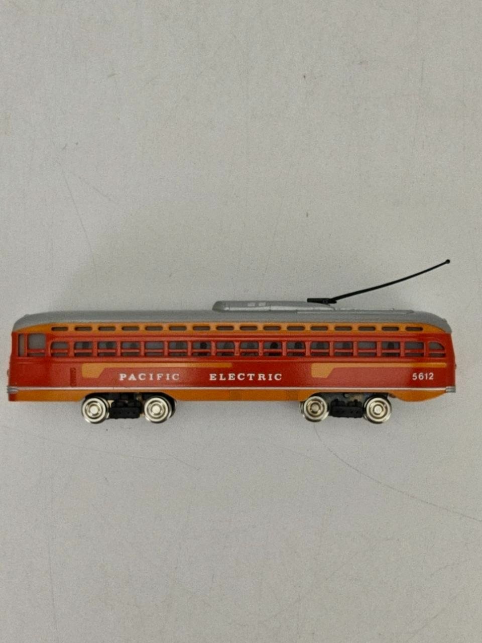 Bachmann Streamline PCC Trolley #5612 Broadway Pacific Electric HO Tested Read