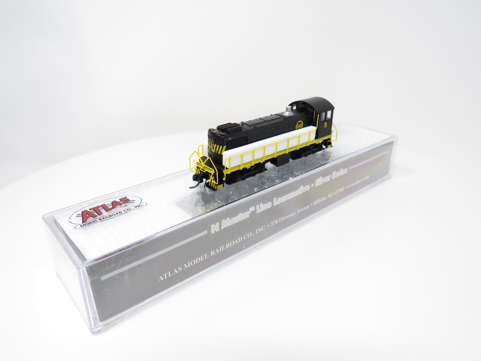 Atlas N 40005708 US Steel Alco S-2 Diesel Switcher Locomotive Model Train