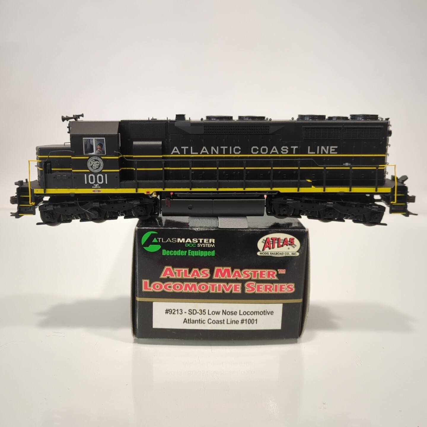 Atlas Master 9213 HO DCC Atlantic Coast Line EMD SD35 Diesel Locomotive ACL 1001