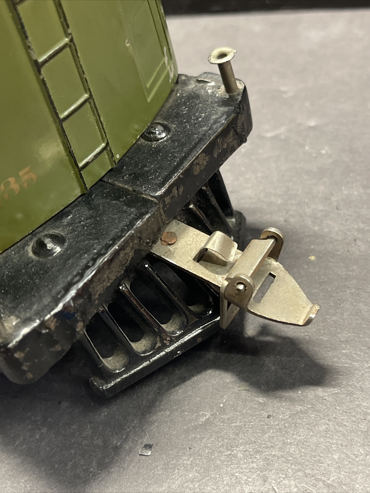 Ives Railway Line Electric Locomotive 3235 Standard Gauge Olive Green