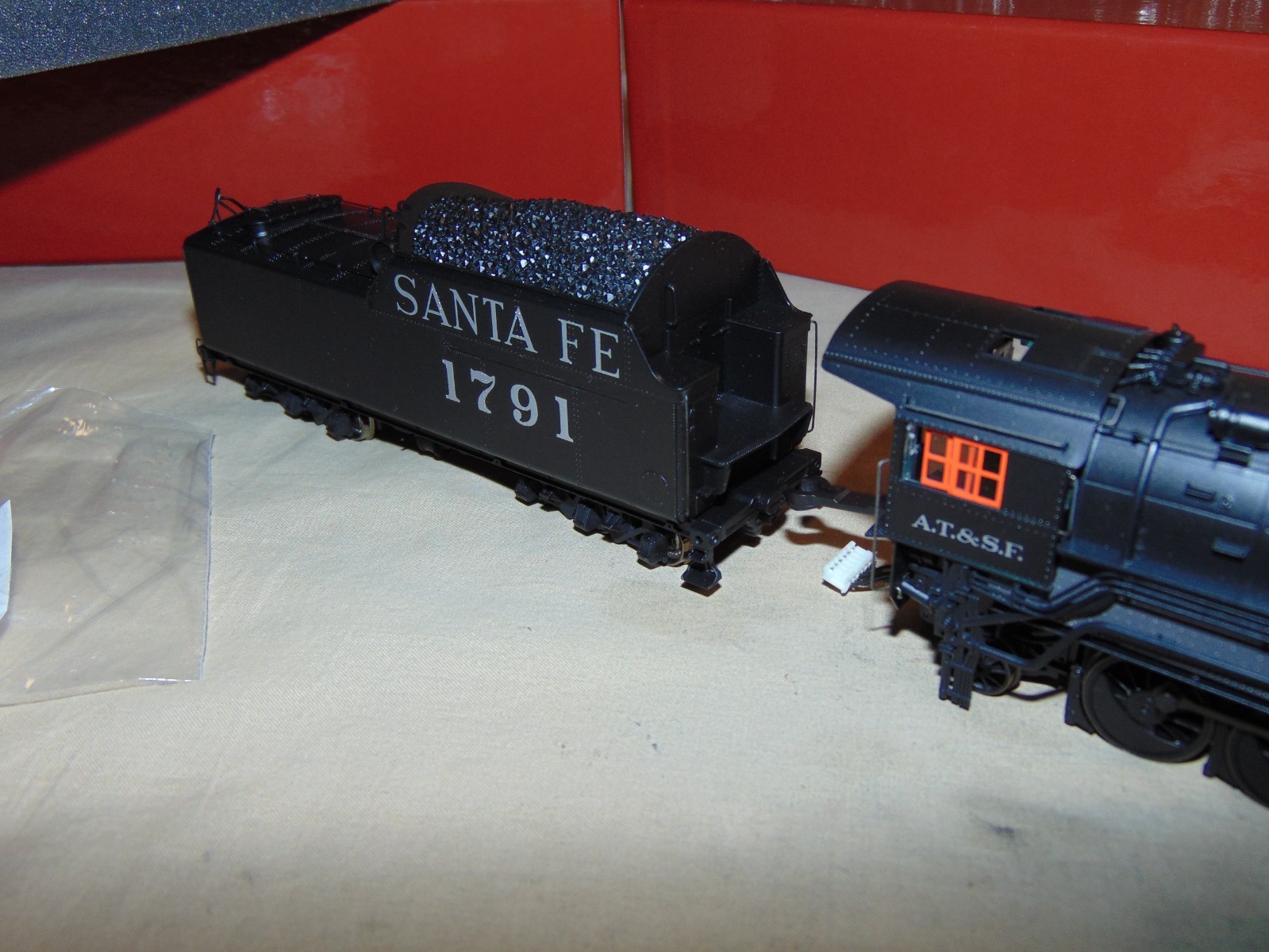 PROTO 2000 23336 SANTA FE 2-8-8-2 STEAM ENGINE + BOX