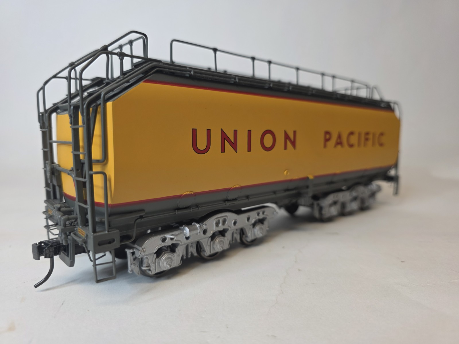3rd RAIL UP Brass O Scale Water Tender Run with Bigboy, 844, Challenger 3985 NIB