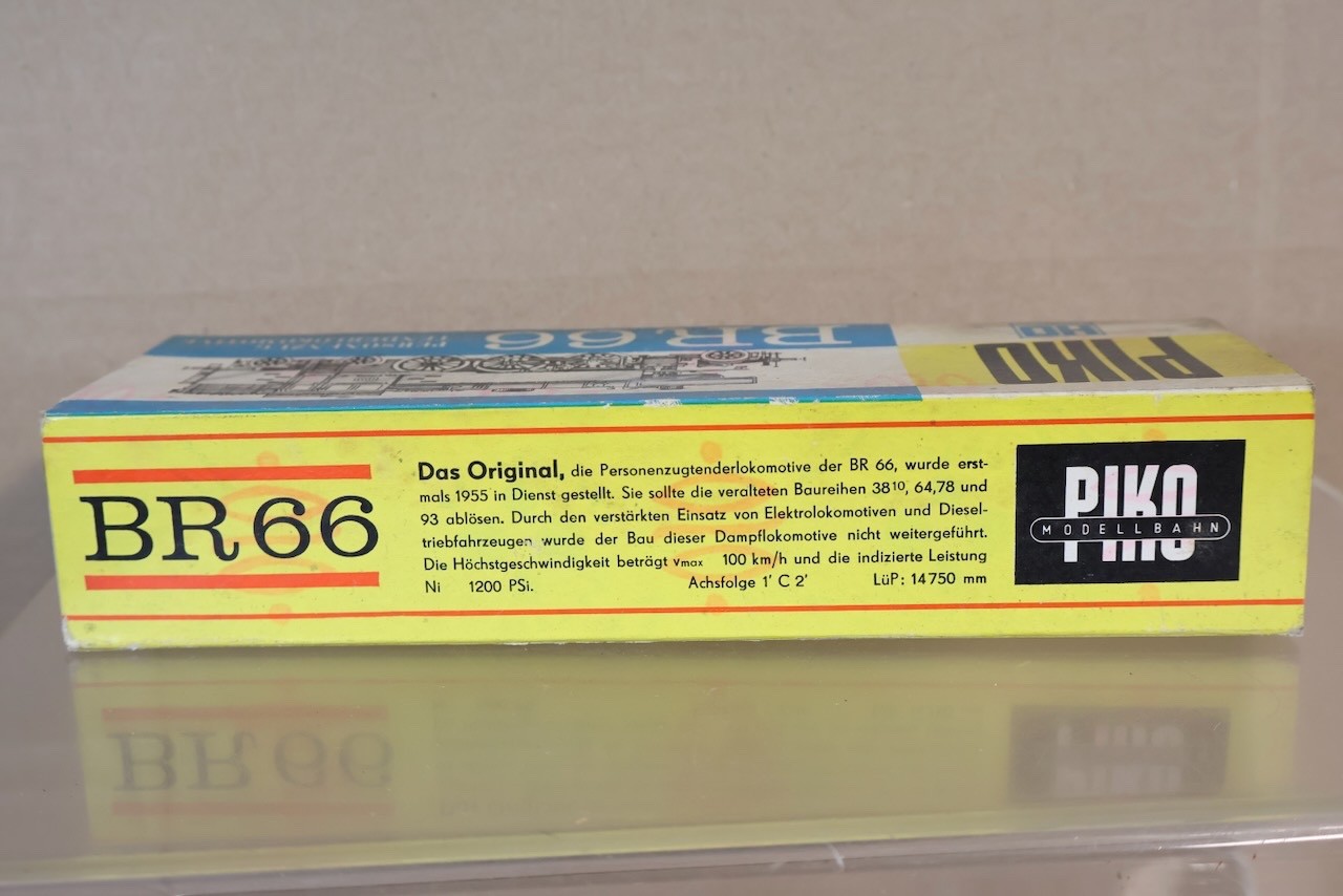 PIKO VEB 5/6301 DB 2-6-4 CLASS BR 66 002 TANK LOCOMOTIVE BOXED op