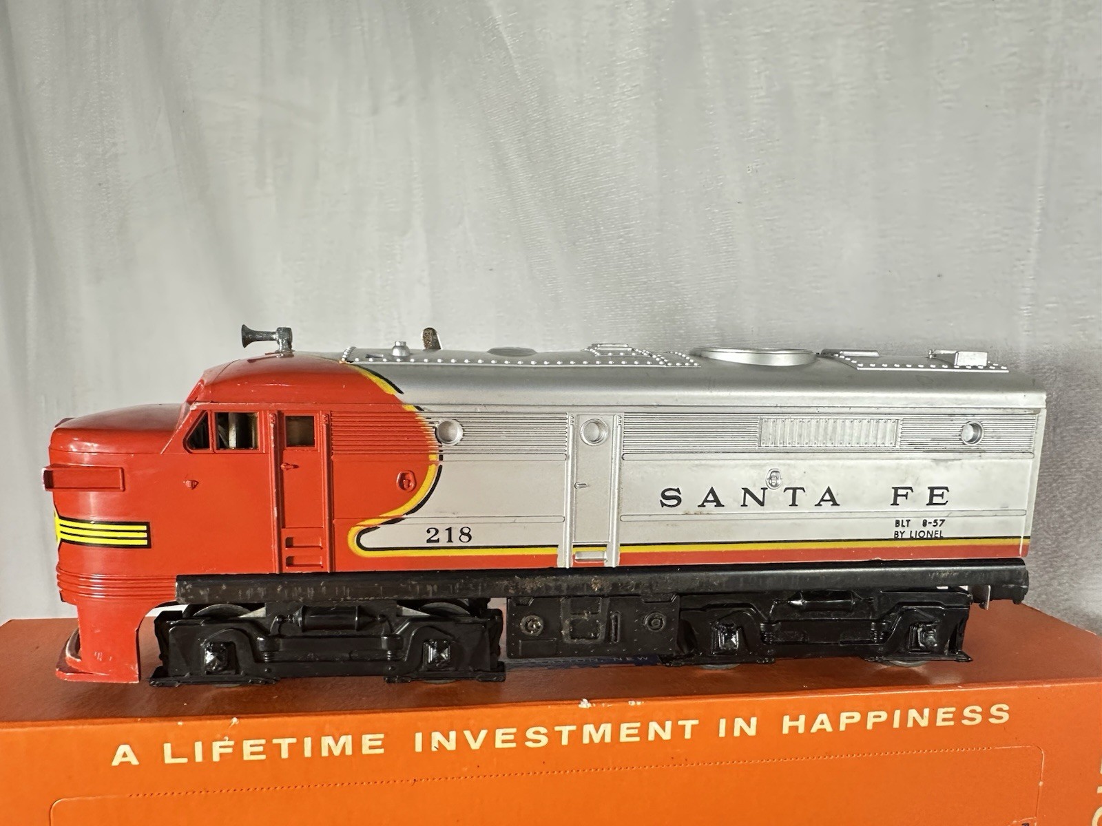 Beautiful Lionel Original Postwar BOXED Santa Fe Sears Promotional Set #9673!