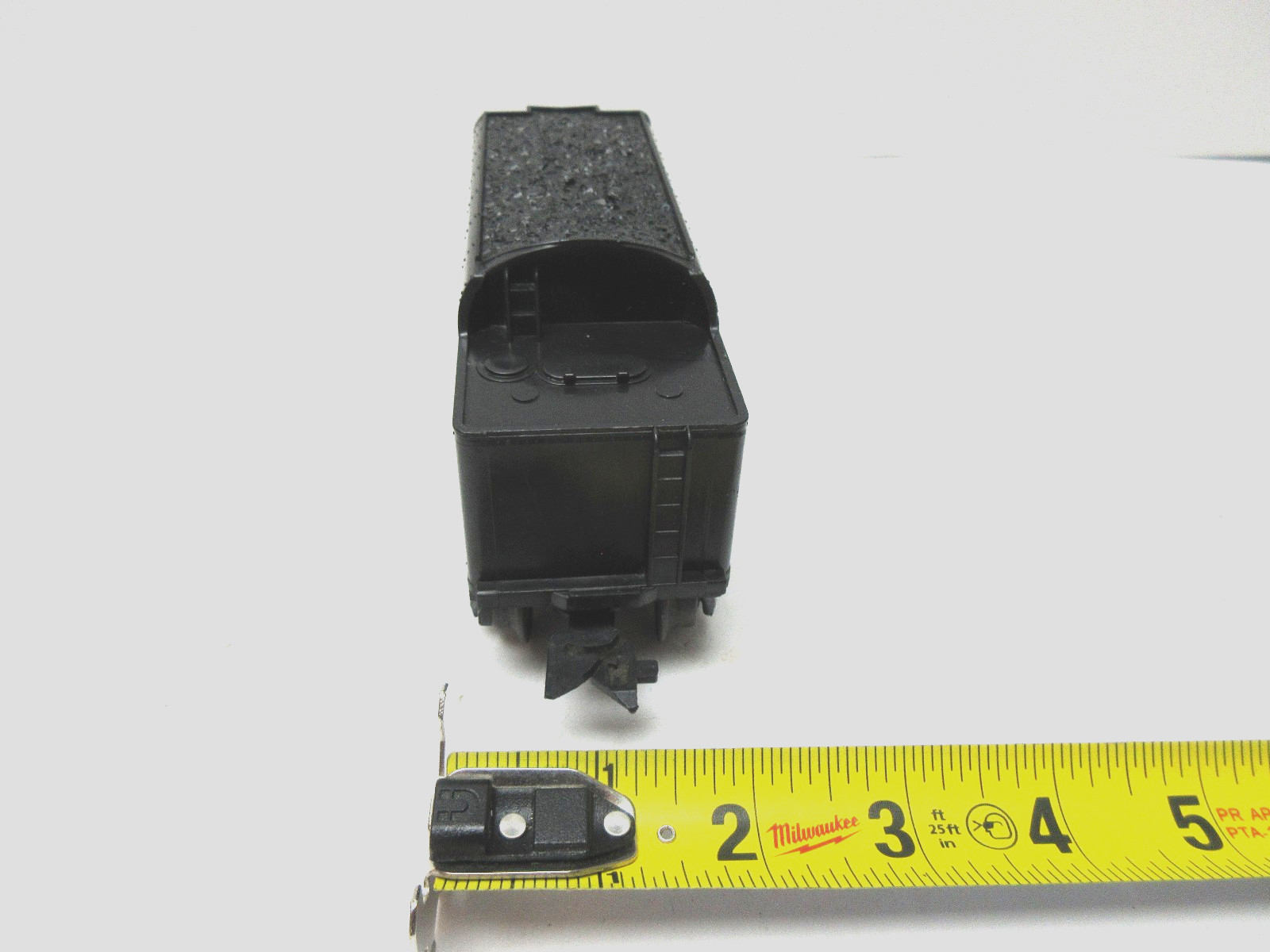 MARX 333 SANTA FE PLASTIC STEAM LOCOMOTIVE TENDER – 3/16 O GAUGE – REAL NICE !!