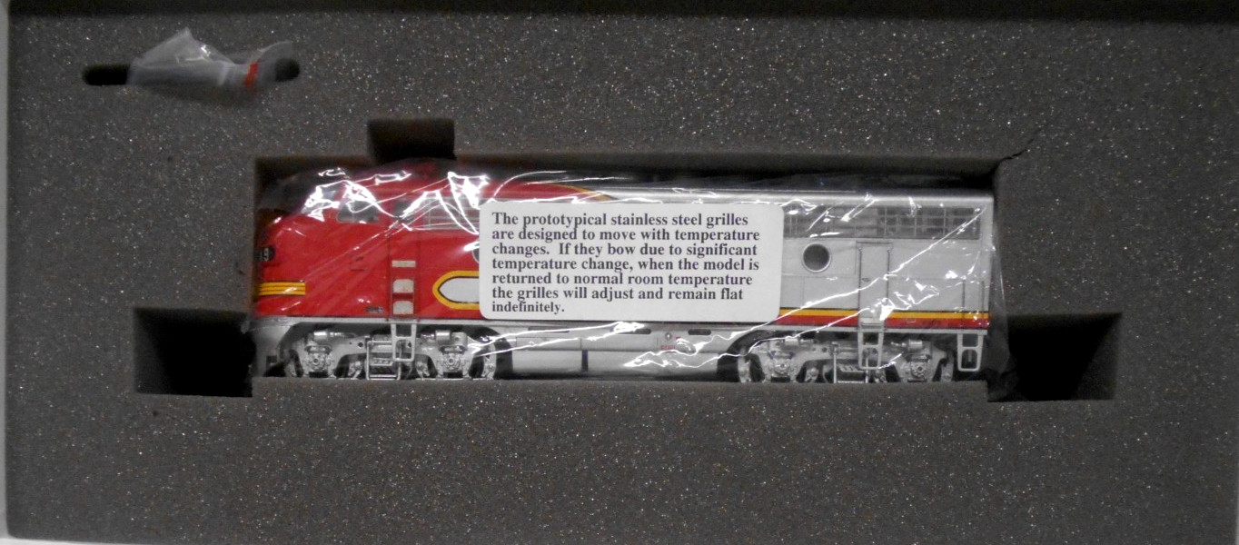 ATHEARN Genesis HO Scale G2007 ATSF New Old Stock F-3-A #19L SANTA FE