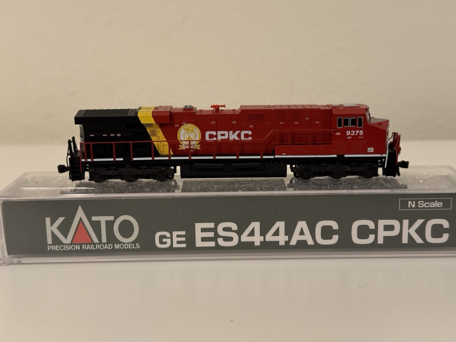 CPKC #9375 GE ES44AC Kato 176-8957 N Scale DCC Fitted Canadian Pacific