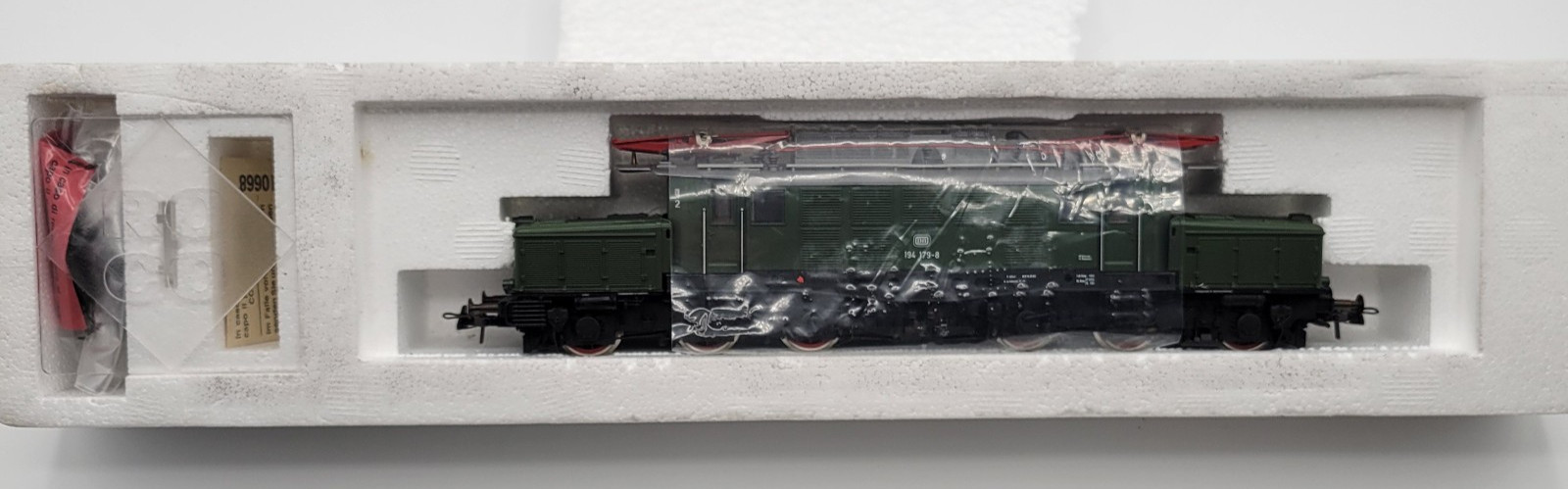 NEW IN BOX HO Roco 43483/ 04168 A Electric Locomotive DB BR 194