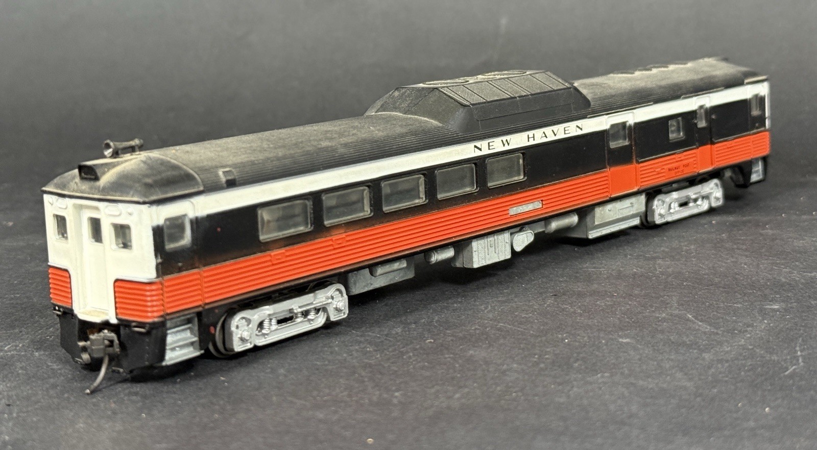Vintage Athearn New Haven Railway Post Office HO Scale Electric Train Locomotive