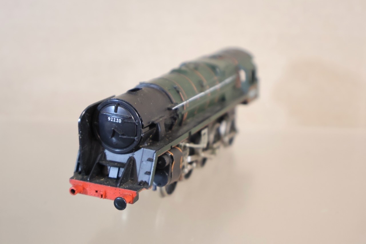 HORNBY R303 BODY for BR 2-10-0 CLASS 9F LOCOMOTIVE 92220 EVENING STAR op
