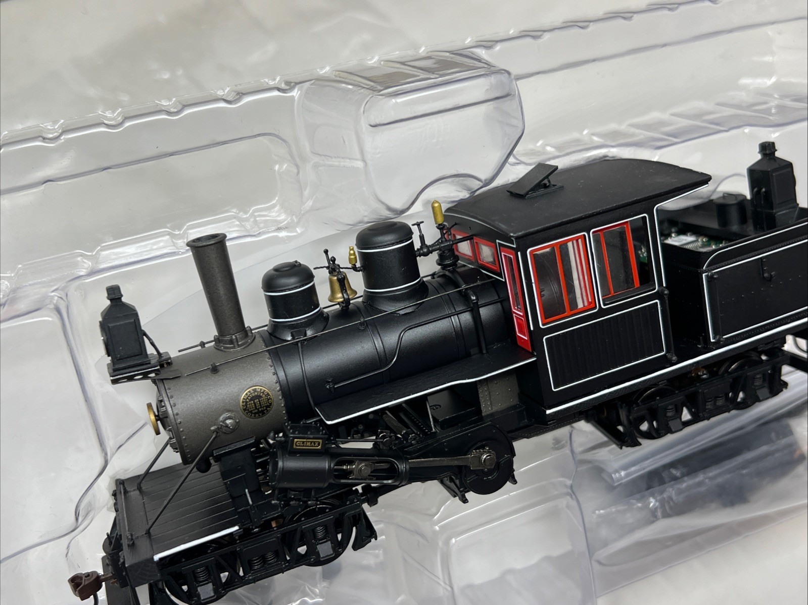 Spectrum #28601 On30 28 Ton Two Truck Climax Locomotive DCC & SOUND – FOR REPAIR