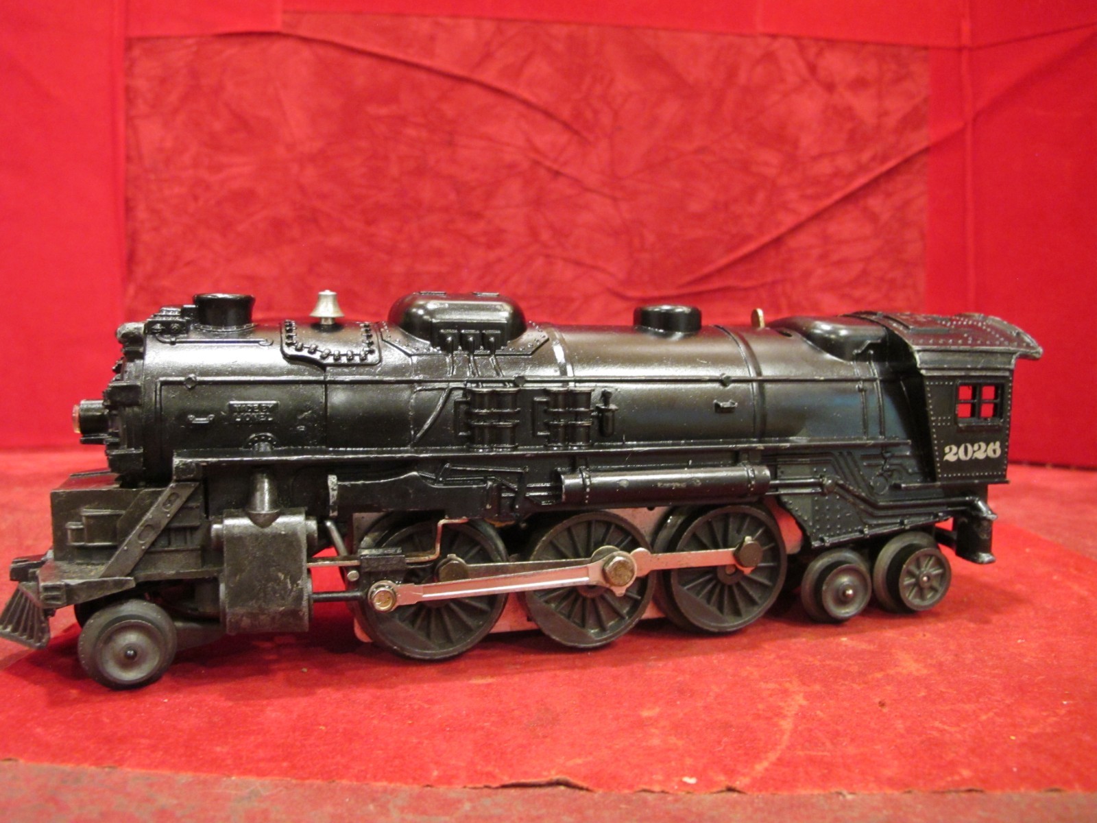 Lionel Vintage Postwar No. 2026 2-6-4 Locomotive~runs smokeS