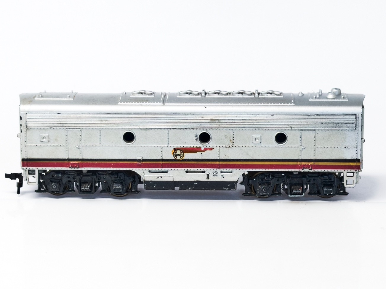 Vintage HO Scale Santa Fe B Unit Locomotive