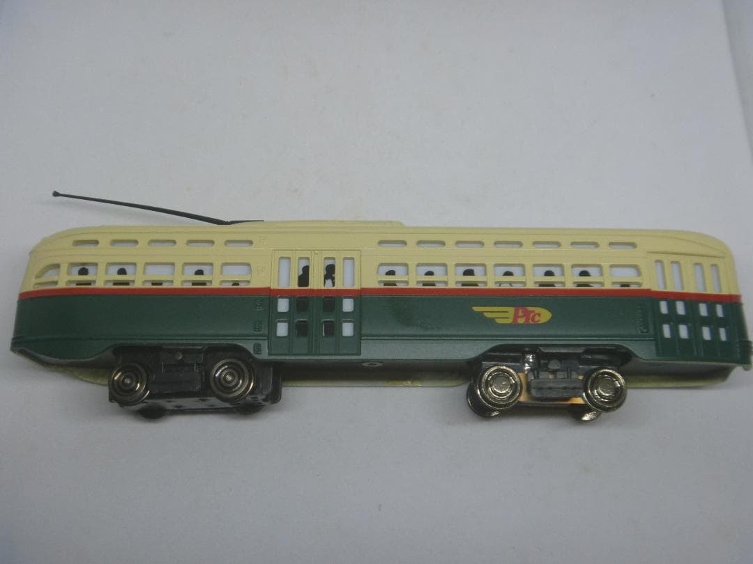 HO gauge PCC car streetcar (Bachmann)