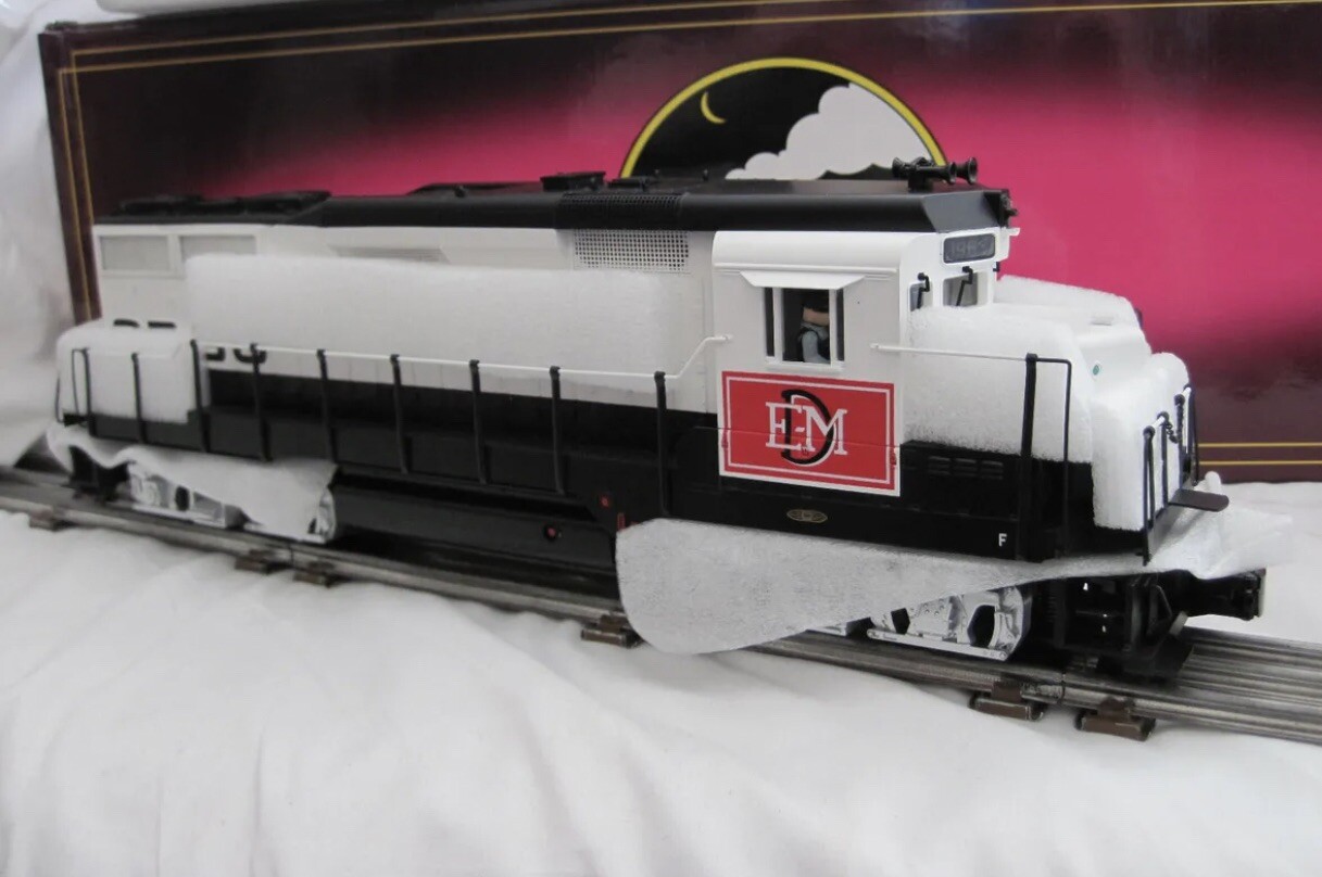 MTH PREMIER EMD DEMONSTRATOR GP-30 DIESEL ENGINE O SCALE ELECTRO MOTIVE DIVISION