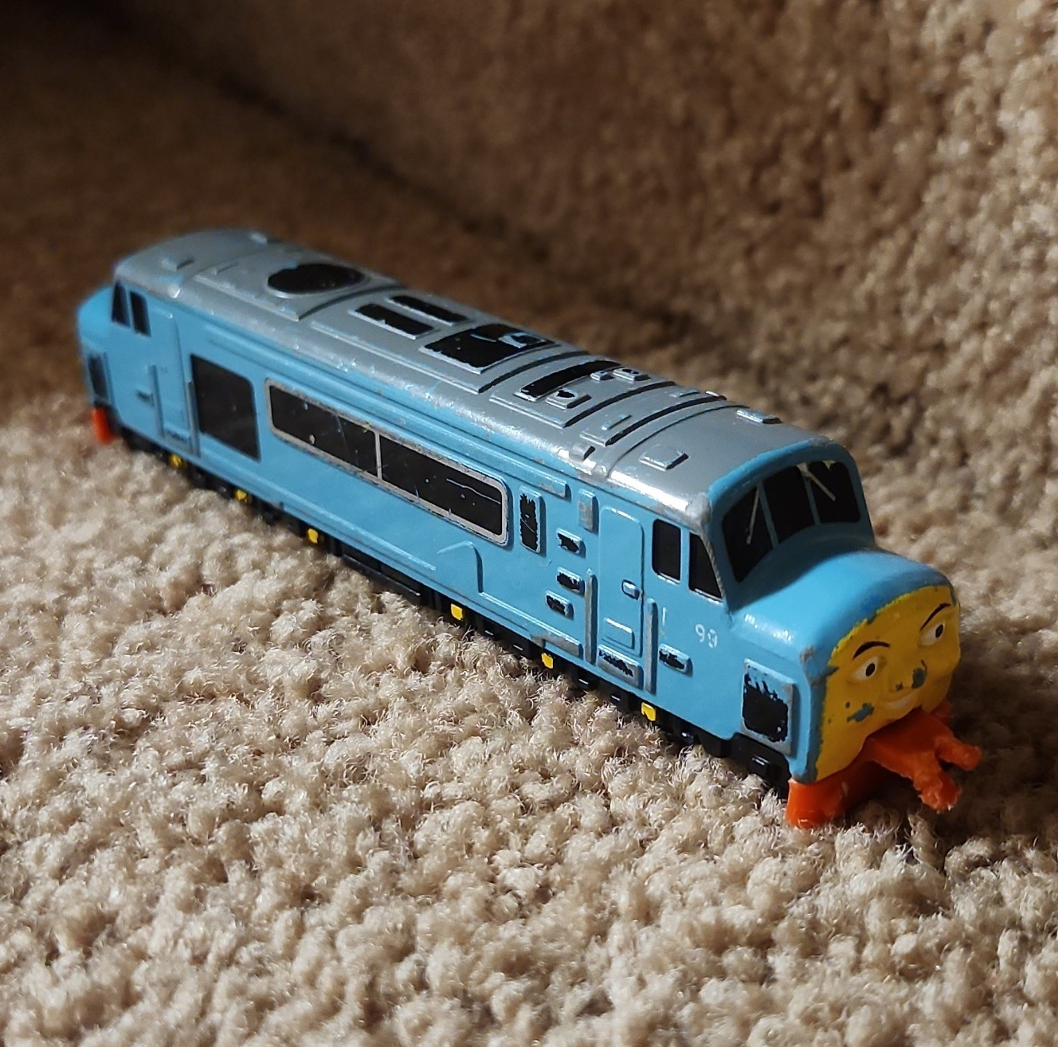 Thomas & Friends Diesel D199 ERTL N Gauge Analog Diesel Locomotive British Rail