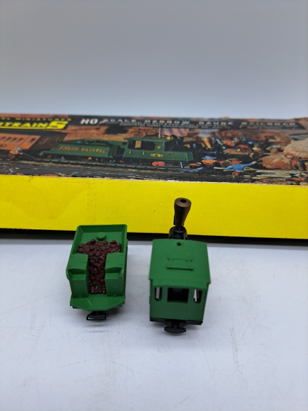 Minitrains Associated Hobby Manufacturers 3061 Western Union Express Untested
