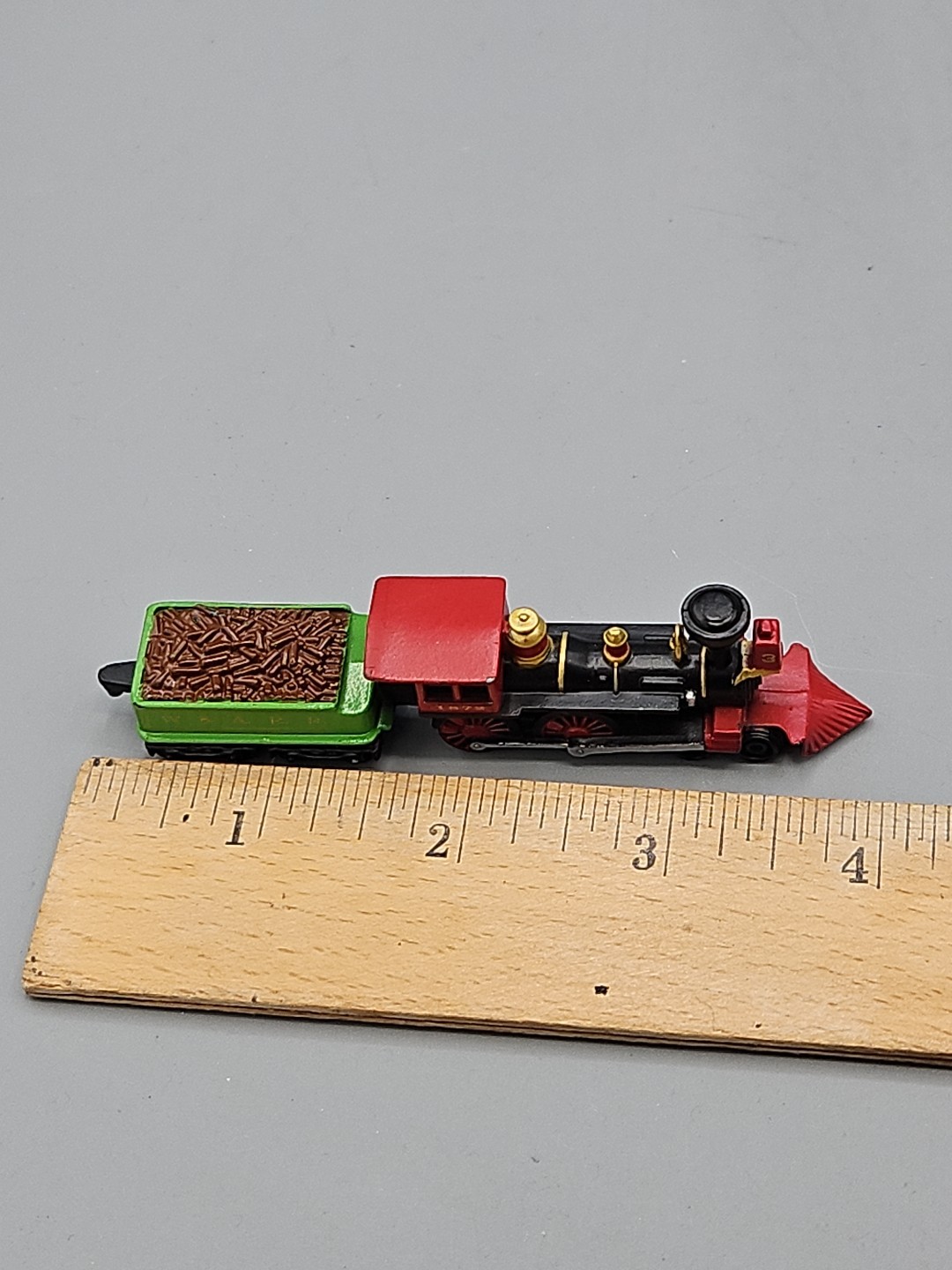 1999 Lionel Classic Series Miniature Die-Cast Train Steam Locomotive