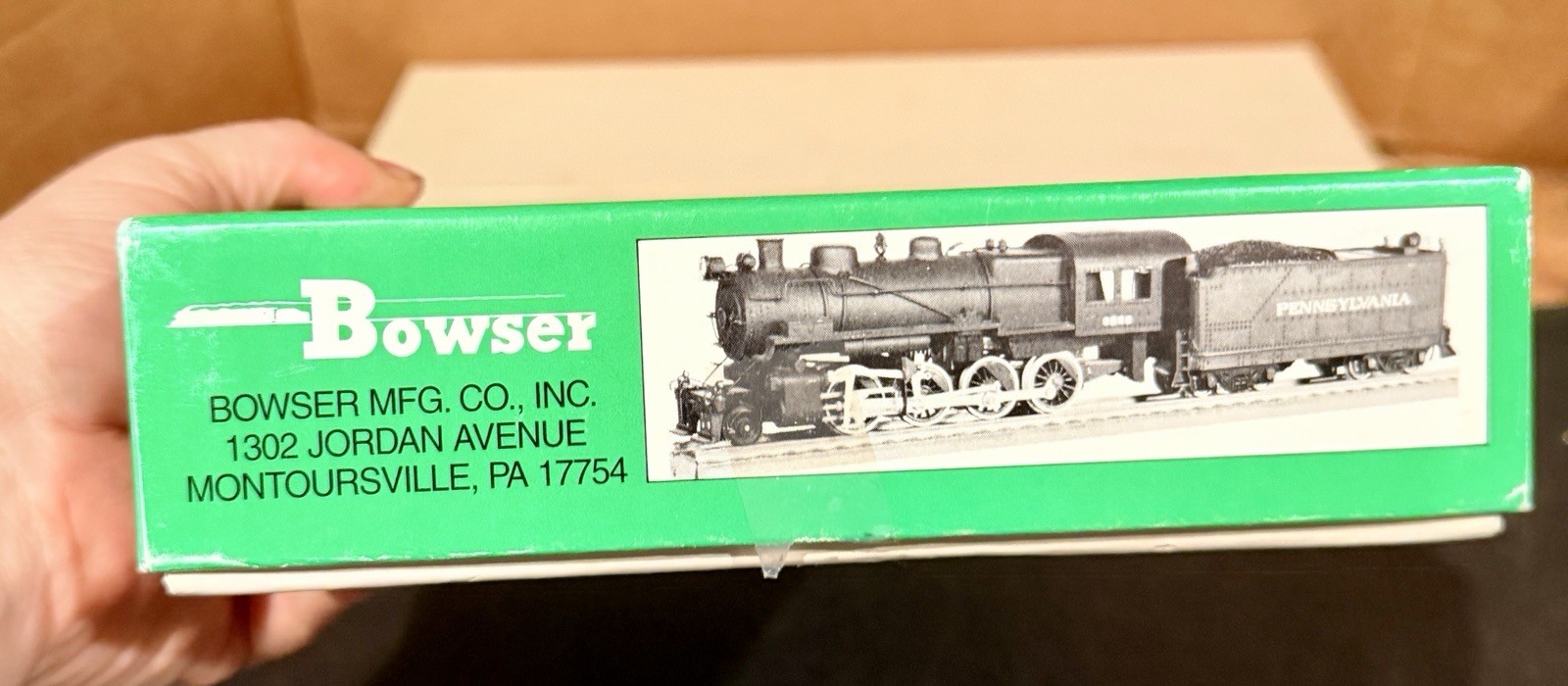 English’s Model Railroad SupplyAero Train – UP 3-304 HO Scale NIB C8 US Seller