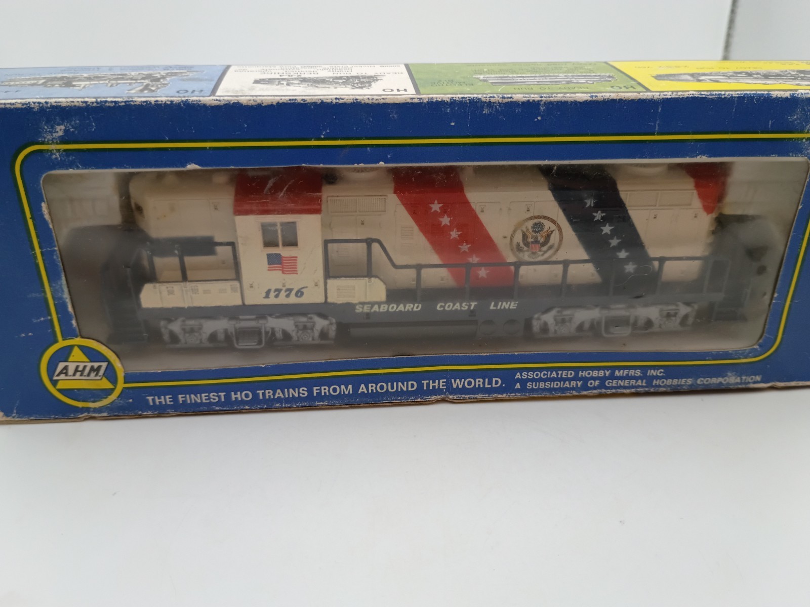 Vintage AHM HO Scale Spirit of ’76 Seaboard Coast Line #1776 Diesel w/ Box