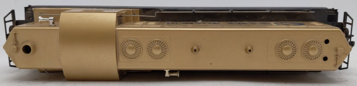 Lionel 6-8359 O Gauge Chessie System GM Gold GP7 Diesel Engine/Box