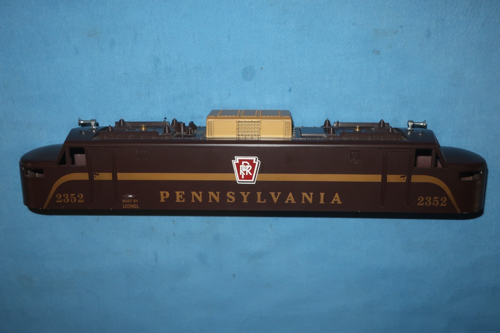 Lionel #2352 Pennsylvania EP-5 Electric Locomotive Shell. MT Clemens Era Shell