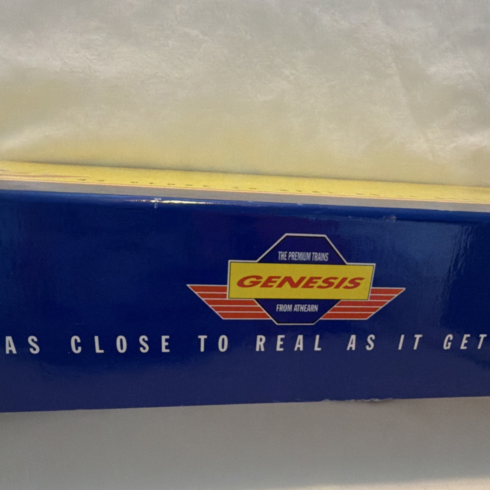 Athearn Genesis HO EMD SD75M Santa Fe Diesel Locomotive Analog DC G6137