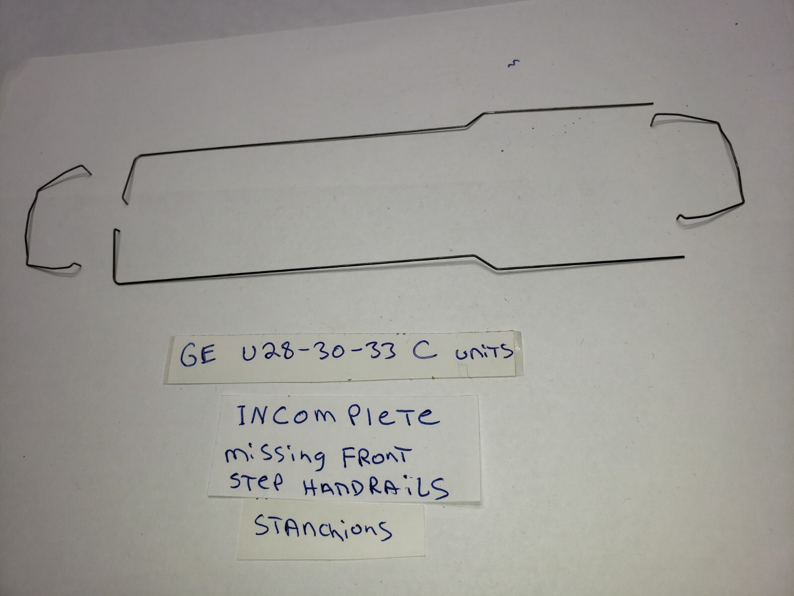 U28C AS IS INCOMPLETE HANDRAIL ENDRAIL SET HO Athearn GE U28C ,U30C, U33C 34229